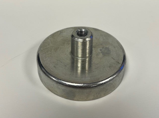 Magnetic mount M8 female Pulling force: 35 KG